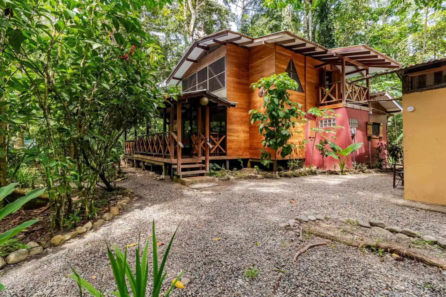 Pachamama Jungle River Lodge - Punta Uva Puerto Viejo de Talamanca Exterior photo